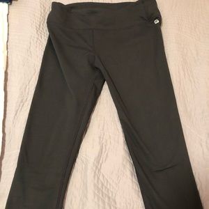 Fabletics Grey Crop leggings